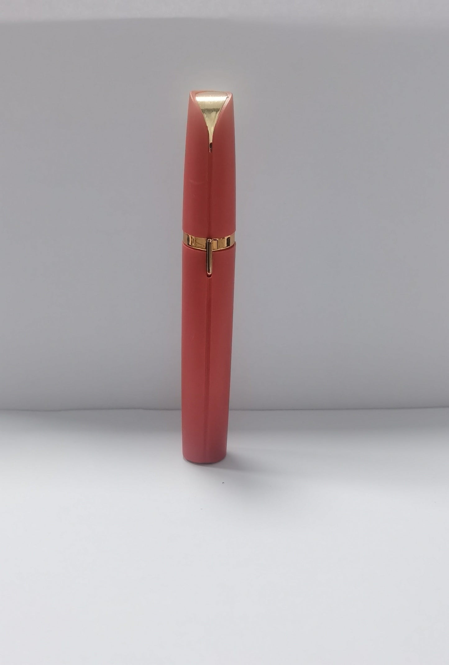 Electric Eyebrow Trimmer – Painless Hair Remover with LED Light CJ