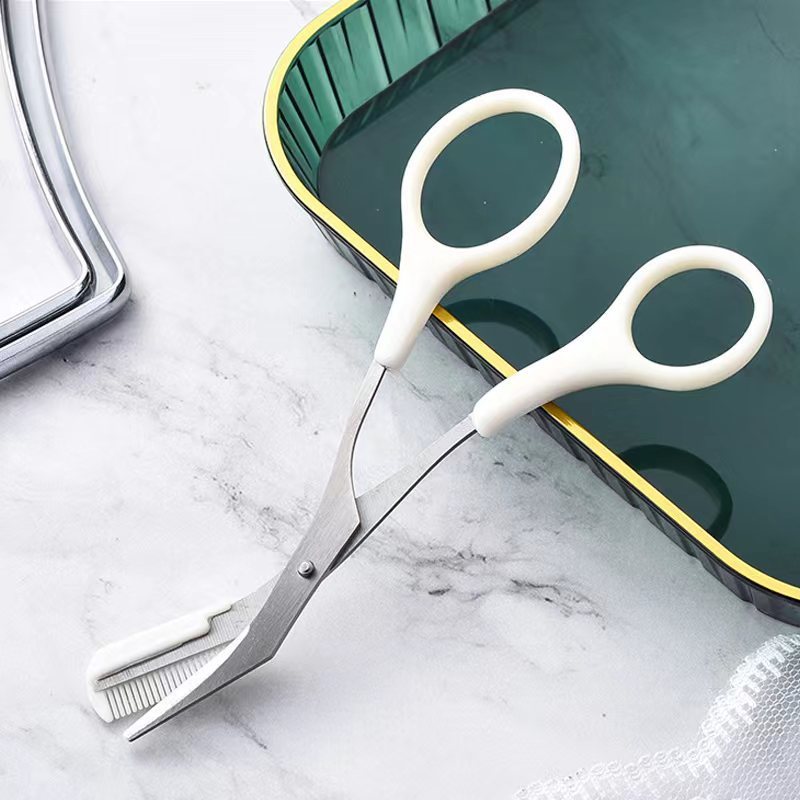 Eyebrow Trimming Knife with Comb – Curved Moon Small Beauty Tool CJ