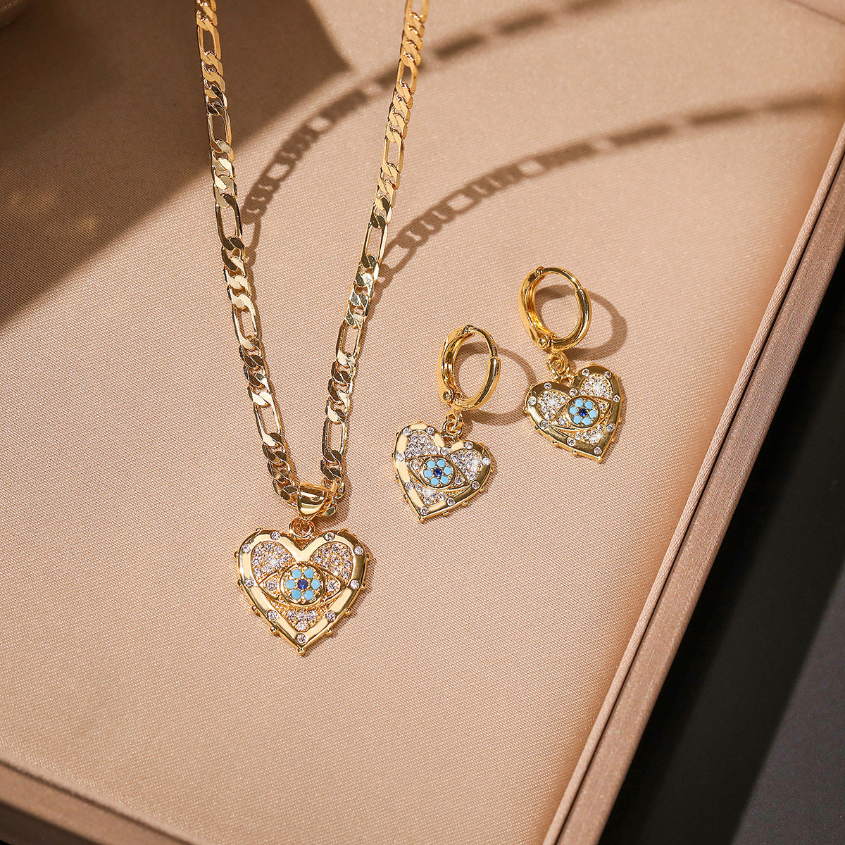 Fashion Jewelry Personality Copper Plated Real Gold Heart-shaped Zircon Pendant Necklace & Earrings Set CJ