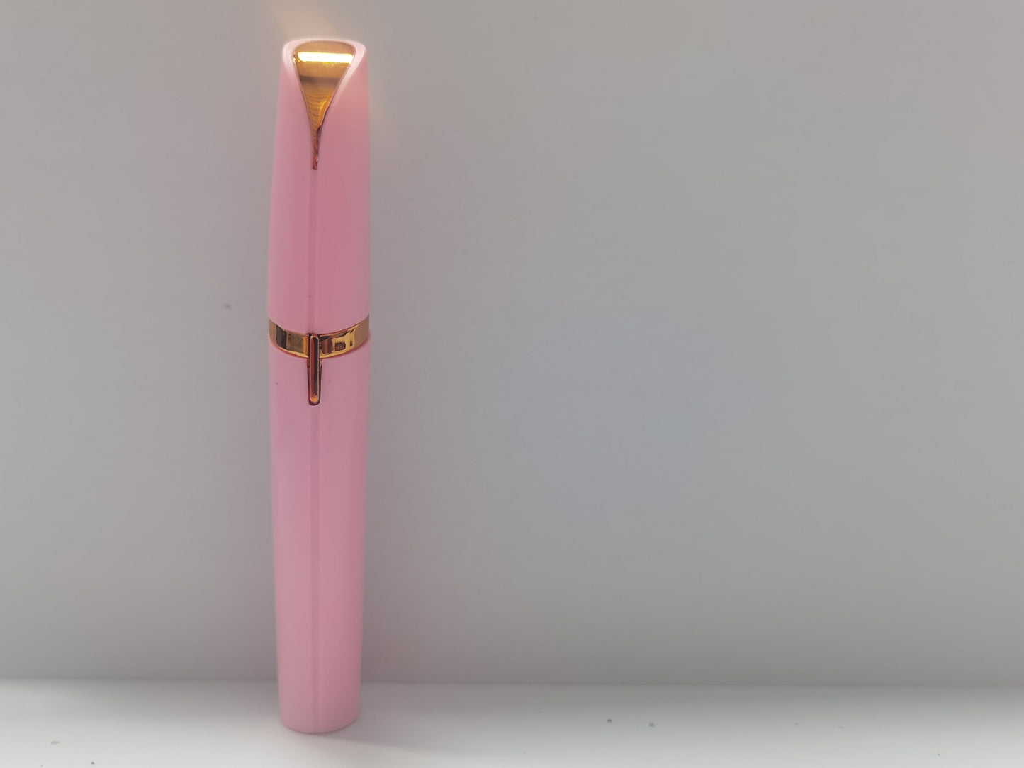 Electric Eyebrow Trimmer – Painless Hair Remover with LED Light CJ