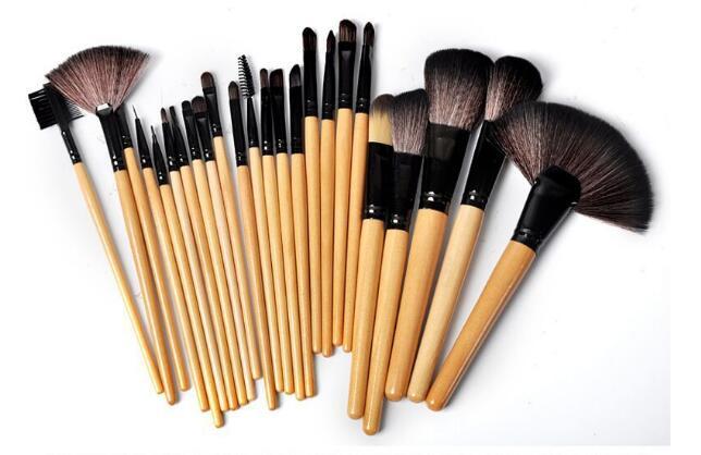 24-Piece Professional Makeup Brush Set – Foundation, Eyeshadow & Brow Brushes CJ