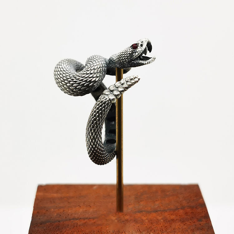 Adjustable Snake Ring – Exquisite Punk Gothic Black & White Rattlesnake Couple Jewelry for Men & Women CJ