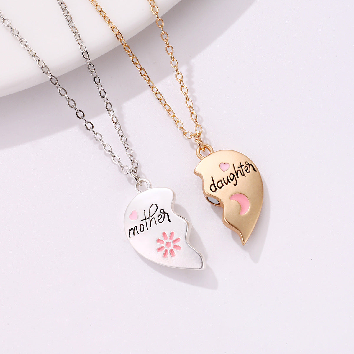 2PCS Mother & Daughter Necklace Set – Matching Heart Magnetic Pendant Jewelry Gift CJ
