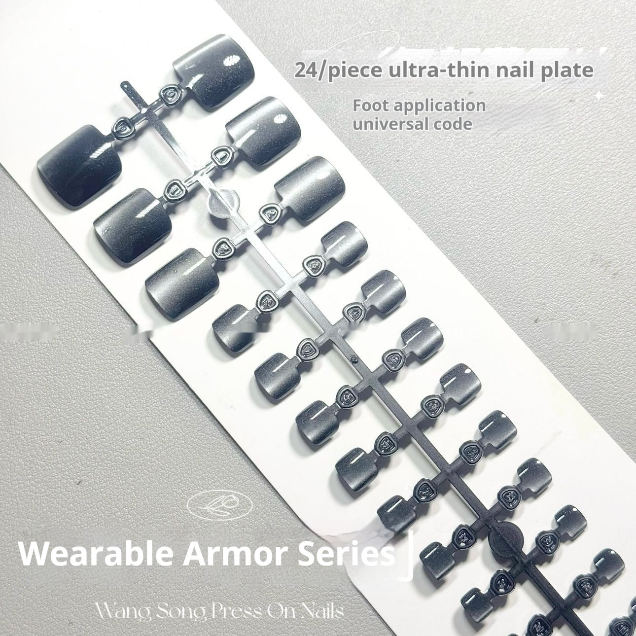 Toenail 006 Obsidian Cat’s Eye – Trendy Nail Art for Spring & Summer CJ