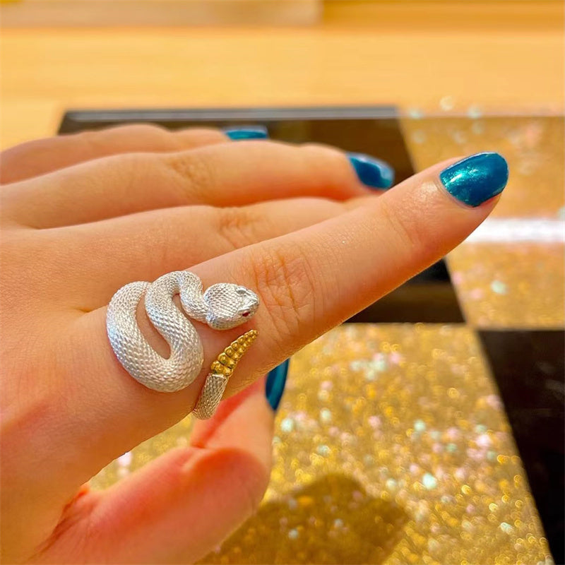 Adjustable Snake Ring – Exquisite Punk Gothic Black & White Rattlesnake Couple Jewelry for Men & Women CJ