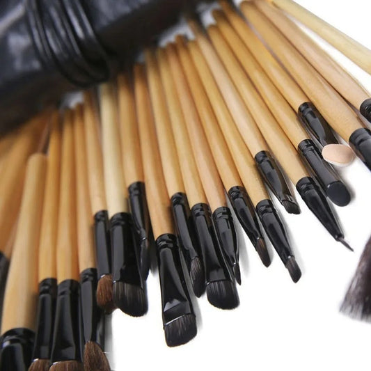 24-Piece Professional Makeup Brush Set – Foundation, Eyeshadow & Brow Brushes CJ