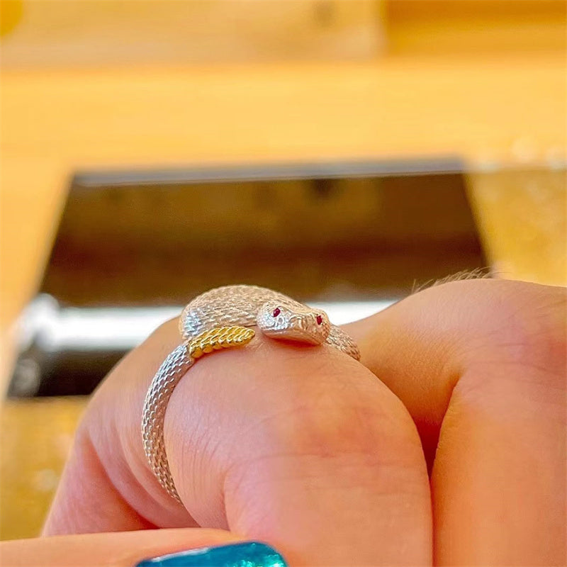 Adjustable Snake Ring – Exquisite Punk Gothic Black & White Rattlesnake Couple Jewelry for Men & Women CJ